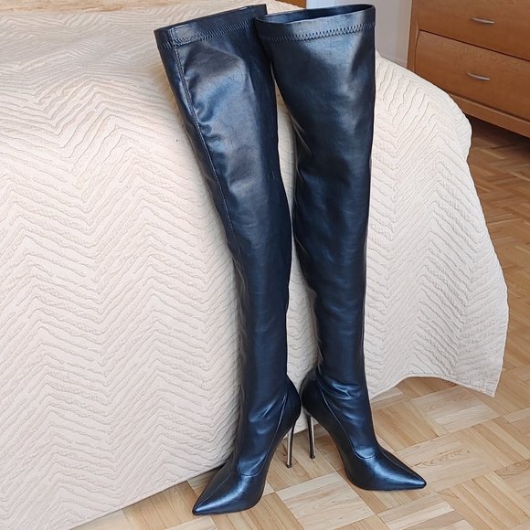 Black stretchy Thigh High stiletto boots - Picture 1 of 12